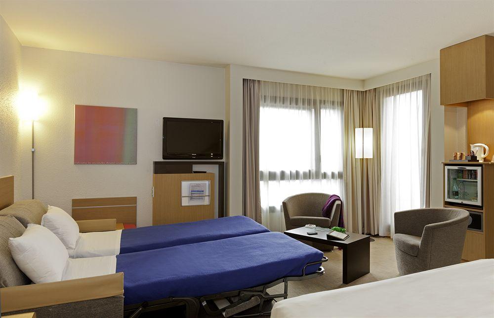 Novotel Lyon Centre Part-Dieu Bagian luar foto